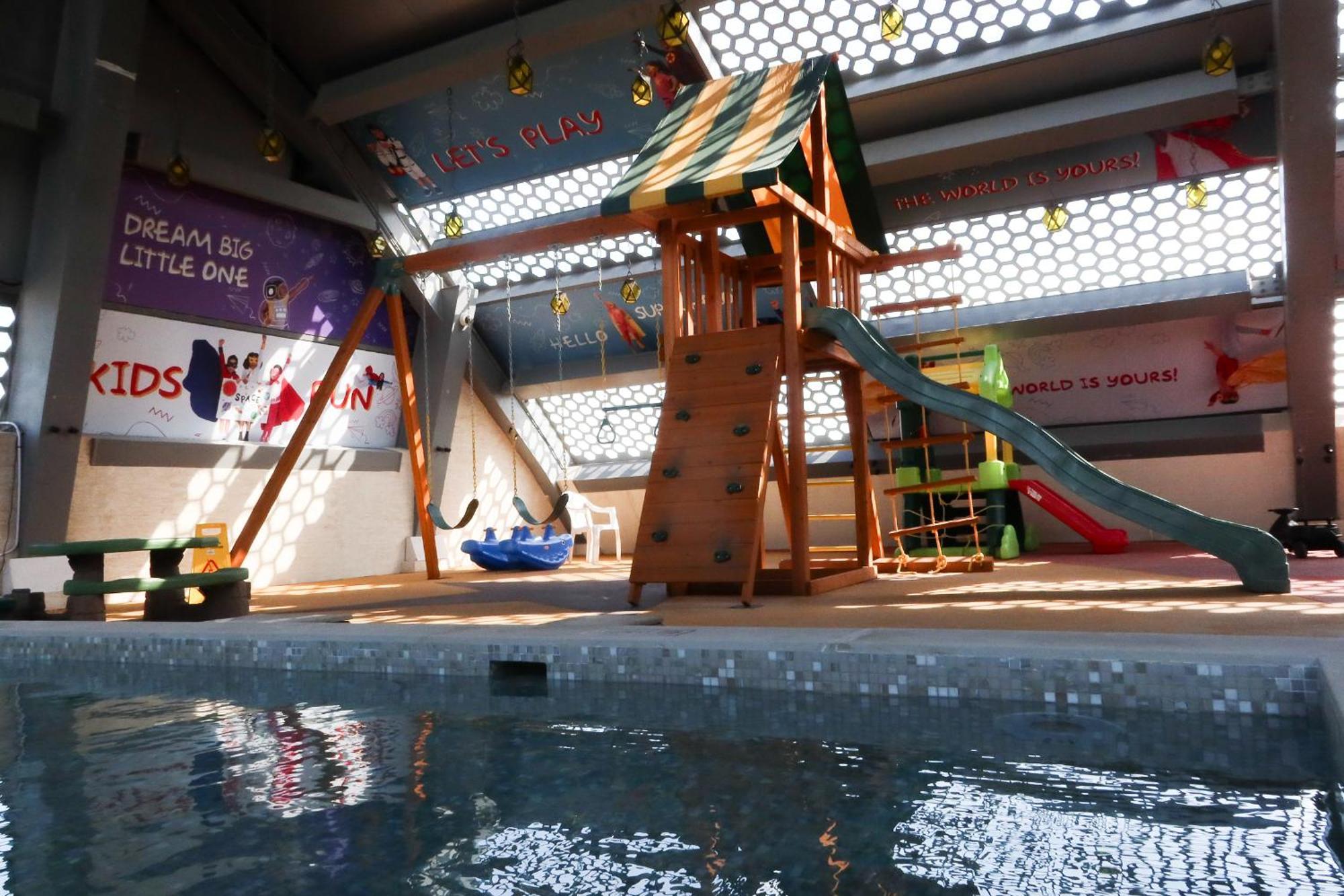 Steigenberger Hotel Doha Exteriör bild The children's area
